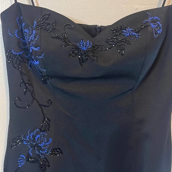 VTG Y2K Geometrie Black and Blue Beaded Floral Midi Length Prom Dress  Size 8 - Picture 3 of 8